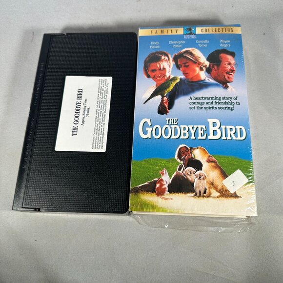 The Goodbye Bird VHS 1993 General Audience Republic Pictures Family Collection - Picture 3 of 3